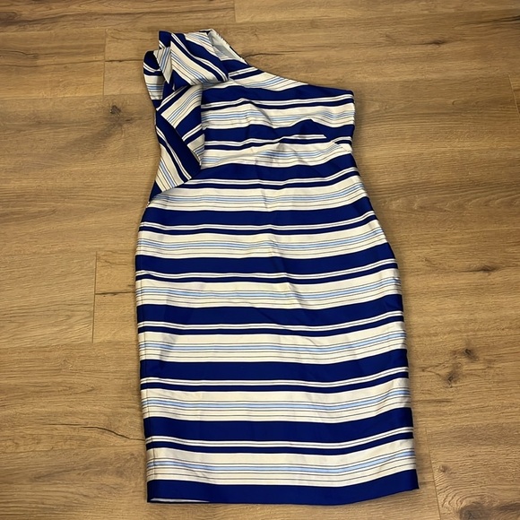 Banana Republic | New One Shoulder striped sheath dress w/Bow Women’s size 8 - Picture 3 of 11